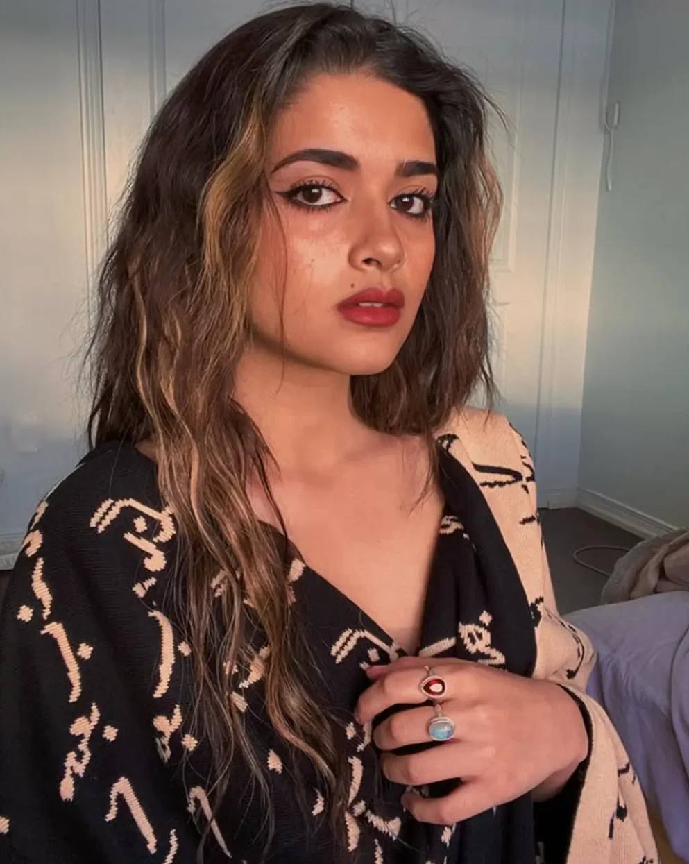 Anika Zulfikar - SixScreens