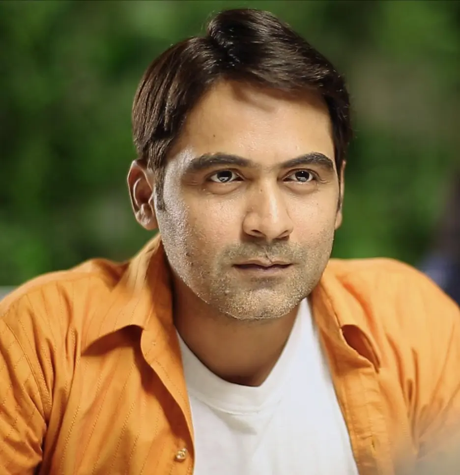 Irfan Motiwala - SixScreens