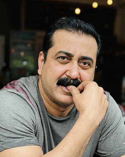 Akhtar Hjusnain